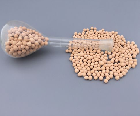 Влагосодержание ≤1.0% Адсорбент на основе молекулярного сита с прочностью на сжатие 100Н и термической стабильностью до 400°C для осушки газов